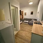 Garsoniera - Centrum U Jiraskova Namesti Apartament