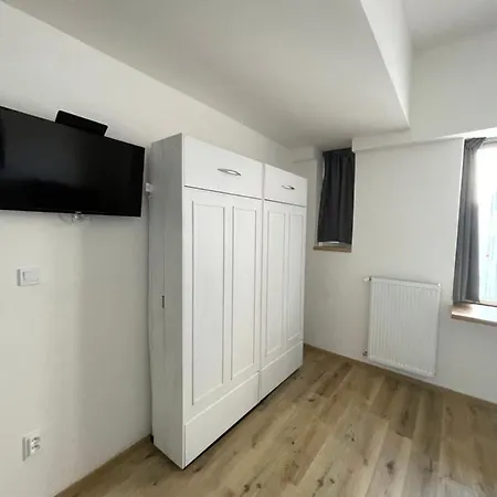 Apartment Garsoniera Centr, Na Hradbach 118 Ostrava