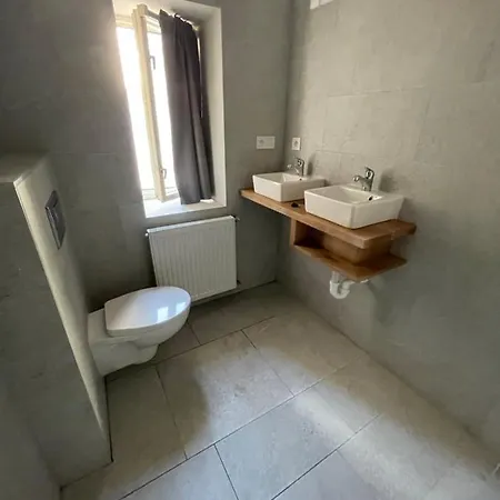 Apartment Garsoniera Centr, Na Hradbach 118