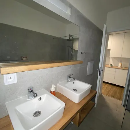 Garsoniera Centr, Na Hradbach 118 اوسترافا