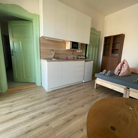 Garsoniéra Centr, Na Hradbách 118 * Ostrava