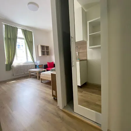 Garsoniera - Centrum U Jiraskova Namesti 公寓 俄斯特拉发