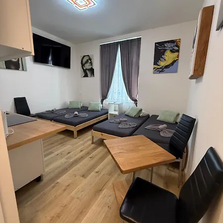 Garsoniéra Centr, Na Hradbách 118 Ostrava
